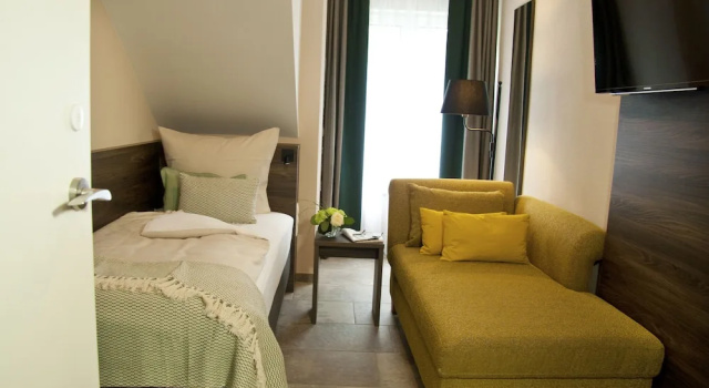 Hotel Am Moosrain, Reservar Hotel Hotéis em Eitting com Estacionamento, Estacionamento