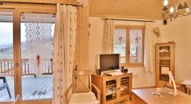 Appartement Le Grand-Bornand, 2 pièces, 4 personnes - FR-1-391-127, Забронировать Апартаменты/квартира Отели Лыжного курорта на озере Анси с парковкой, Парковка