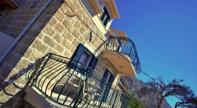 Holiday Home Tina, Κράτηση Ξενοδοχείο Lokva Rogoznica Split Region, κοντά στο Lokva Beach