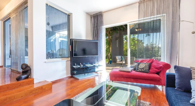 Amazing Home in Podstrana With Wifi, Outdoor Swimming Pool and Heated Swimming Pool