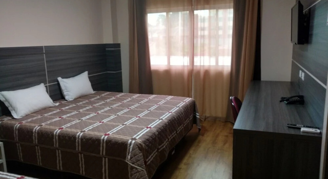 Garda Hotel, Забронировать Отель Отели Параны с парковкой, Парковка