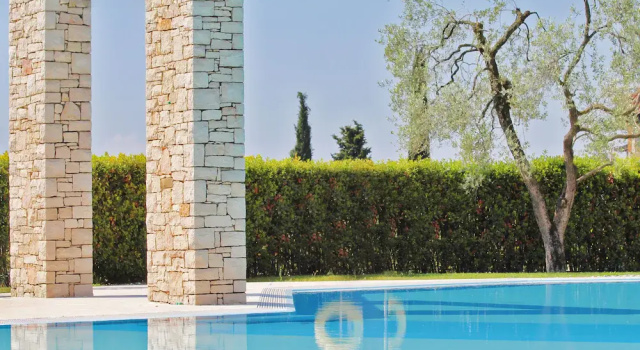 Residence Borgo le torri, Забронировать Апартаменты/квартира Отели Ломбардии с парковкой, Парковка