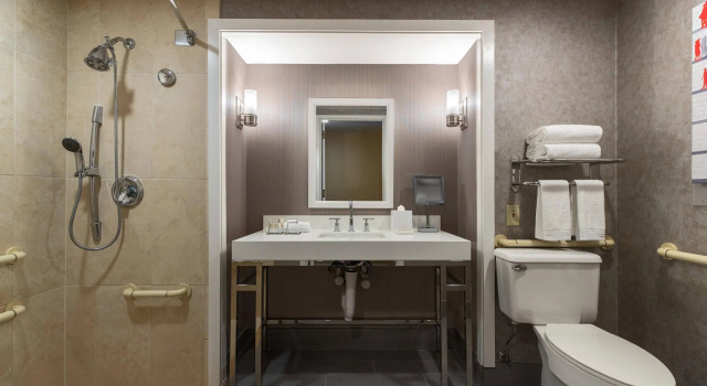 Двухместный клубный номер Standard Renaissance Chicago Downtown Hotel