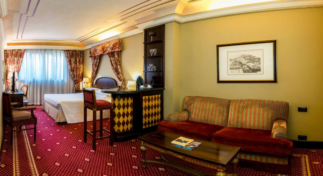 River Château Hotel