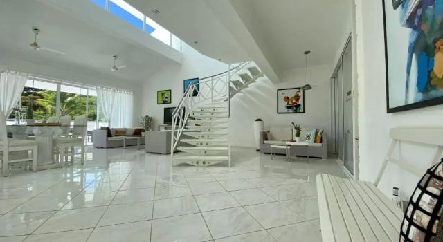 Casa Veintiuno, Забронировать Отель Отели Сосуа с бассейном, Бассейн