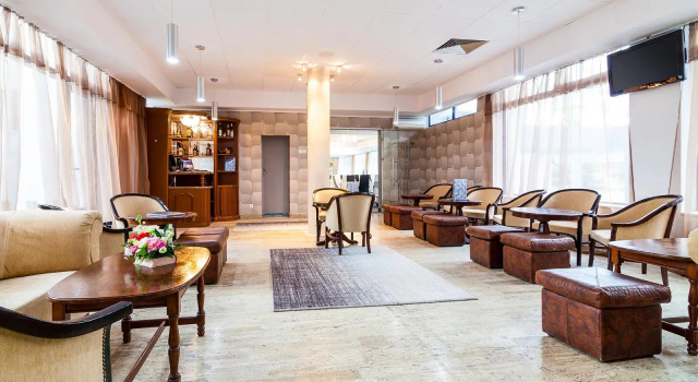 Continental Suceava, Varaa Hotelli Suceava hotellit, joissa on pysäköinti, Pysäköinti