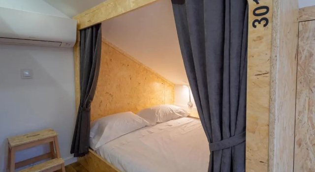 Кровать в общем номере Hostel Bulwark