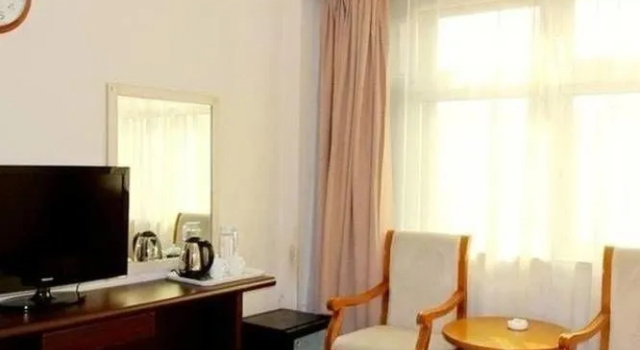 Zhuhui Business Hotel - Qingdao, Rezerwuj Hotel Chengyang District 