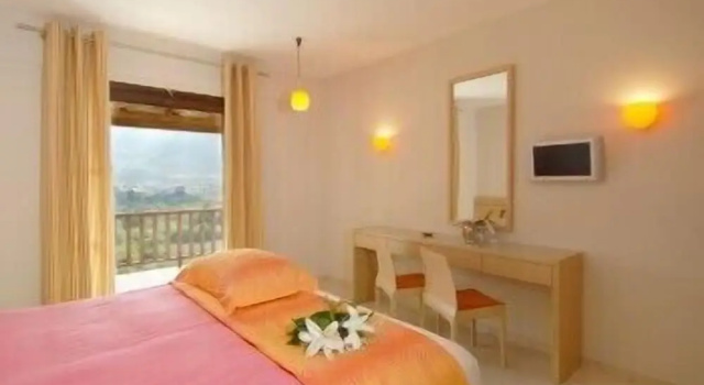 Одноместный номер Standard с балконом Rina's House