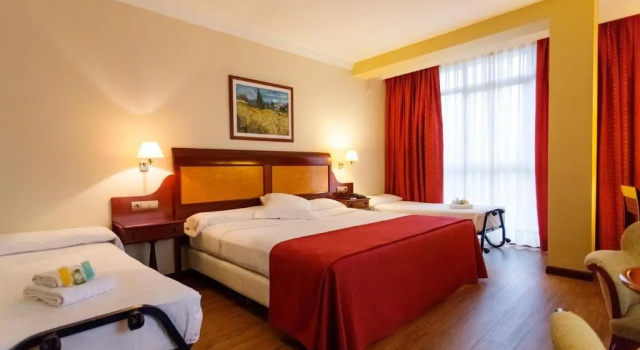 Семейный номер Standard Gran Hotel de Ferrol