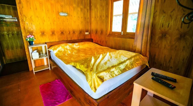 Talaungjit Resort & Garden, Забронировать Курортный отель Отели Накхонситхаммарат с парковкой, Парковка