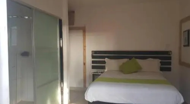 Belle vue Bed & Breakfast, Varaa Hotelli Palapye Keski-