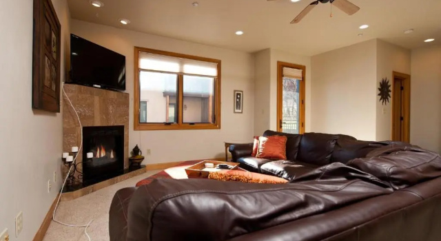 Crimson Cliffs Unit 55