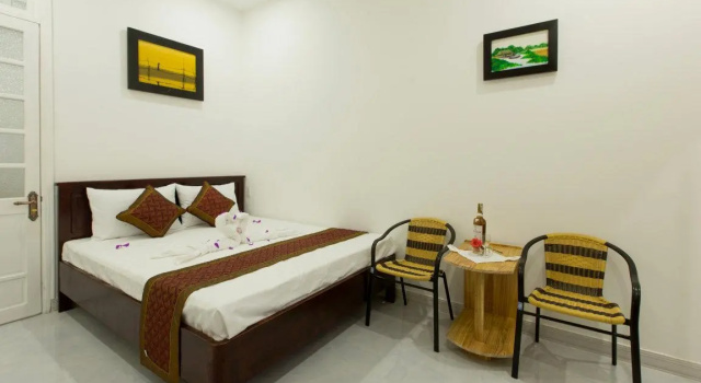 Двухместный номер Deluxe с балконом Golden Bee Homestay