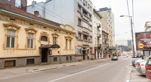 Basco Slavija Square Apartment, Забронировать Апартаменты/квартира Отели Врачар с парковкой, Парковка
