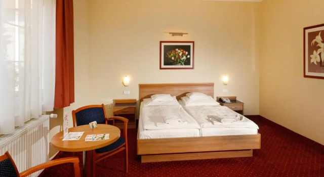 Двухместный номер Standard Hotel Paprika