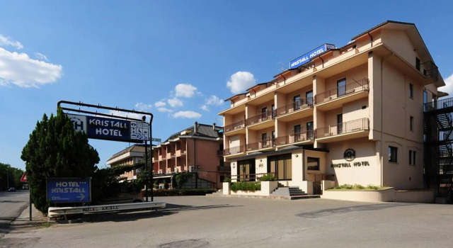 Hotel Kristall, Забронировать Отель Орвието Умбрия