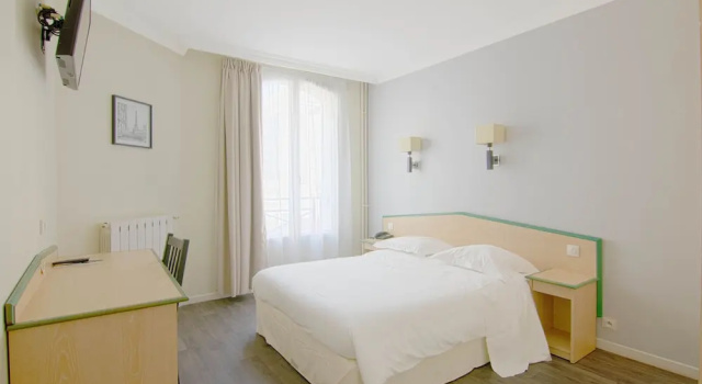 Двухместный номер Standard Hotel Briand devient Hotel IPL