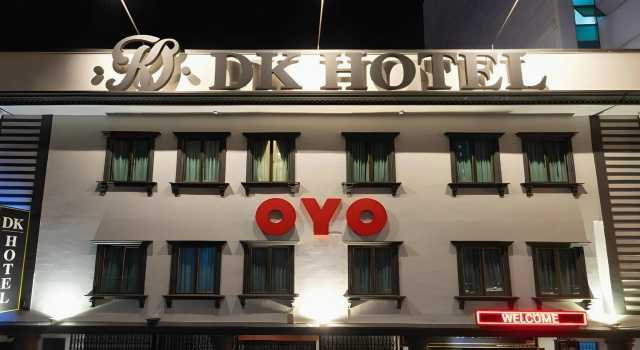 Oyo 490 Dk Hotel, Rezervasyon Otel Sekudai Johore