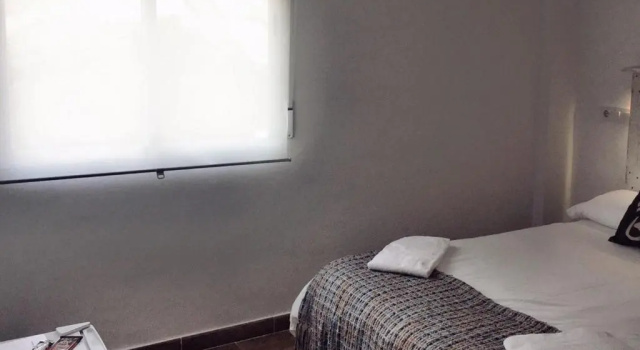 Двухместный номер Standard Hostal Ciempozuelos, familiar, cerca del Parque Warner y Madrid