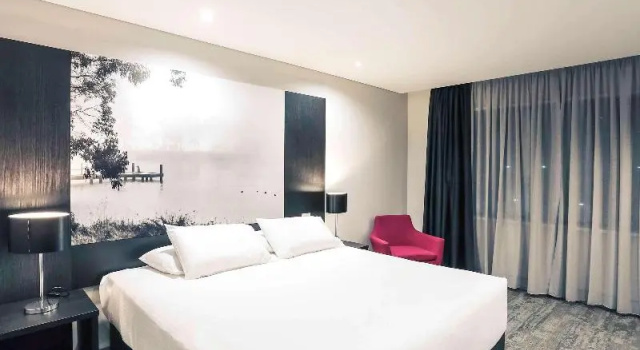 Двухместный люкс с 2 комнатами Mercure Tamworth