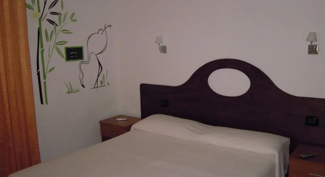 Standard Doppel Zimmer mit Balkon Vistamare
