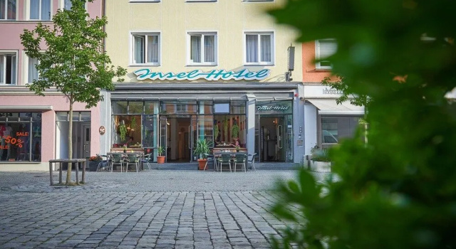 Insel-Hotel-Lindau, Забронировать Отель Линдау Бавария, рядом с Lindau Harbor