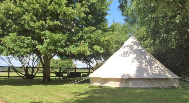 Oxford Riverside Glamping, Забронировать Кемпинг Кемпинги и глэмпинги Глостершир, Кемпинг