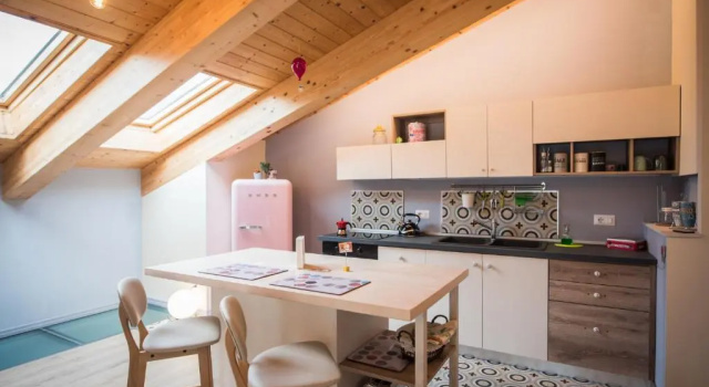 Loft 29 mansardato con ampio terrazzo, Забронировать Апартаменты/квартира Апартаменты Пьемонта, Апартаменты/квартира
