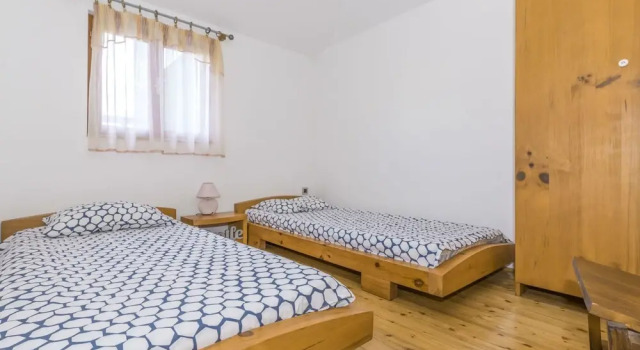 Cetina Rebi i in Rebi i, Varaa Hotelli Hreljici Istria