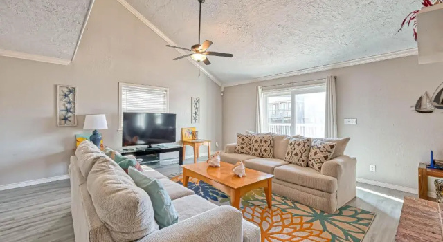 Anchor N Play in Sea Isle On Canal 5 Bdrms Huge Deck Beach Access, Забронировать Отель Галвестон Texas Gulf Coast