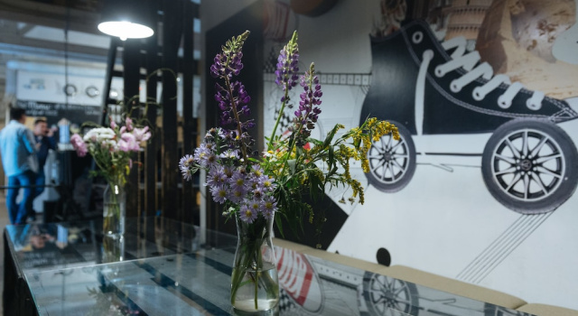 Keds Hostel & Coffee house, Rezervați Hostel Hosteluri în UAO Area, Hostel