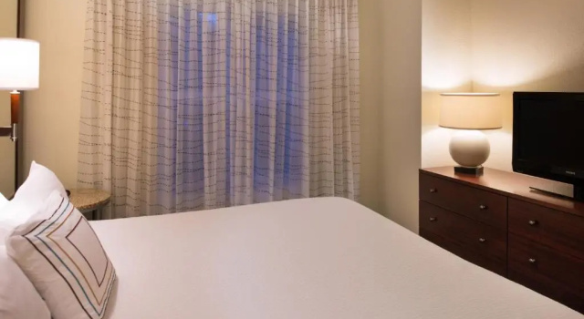 Люкс Residence Inn Gainesville I-75