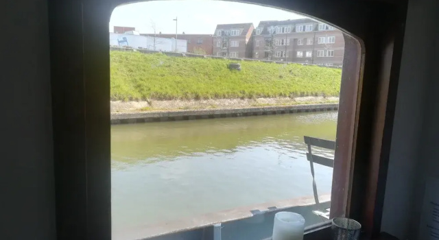 Двухместные апартаменты Classic с видом на канал BnB Boat