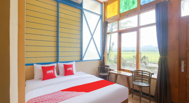 OYO 90189 Roemah Kayoe, Rezervovat Hotel Glagah Yogyakarta