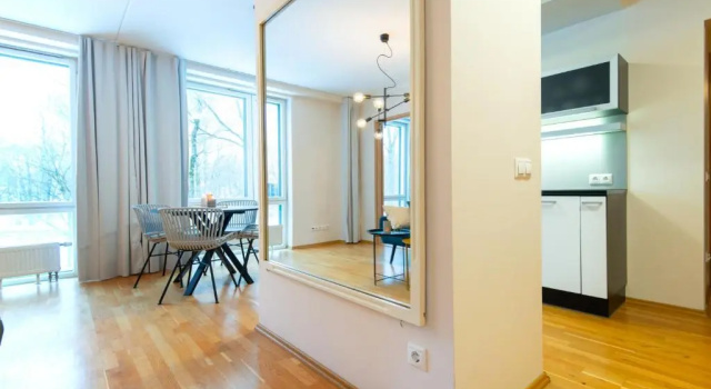 Полулюкс Fabulous Location Apartments