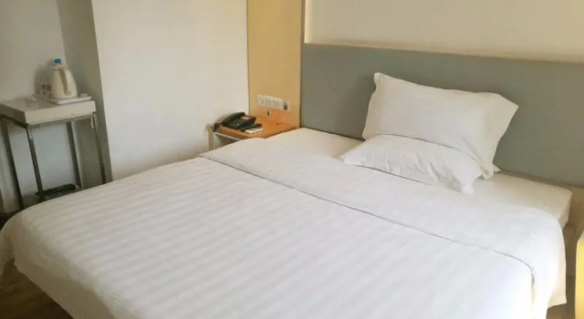 7 Days Inn Shenzhen Longgang Nalian Subway Station Branch, Забронировать Мини-отель Мотели Шэньчжэнь, Мотель