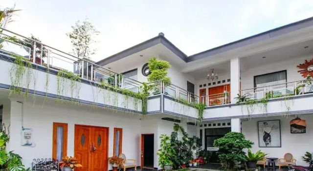 Collection O 91605 Nexdeco House Homestay Syariah, Boek Hotel Solo Central Java, in de buurt van Kampung Batik Kauman