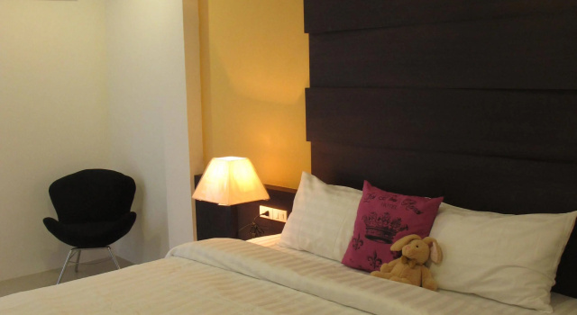 Non Chan Hotel, Забронировать Отель Отели Chanthaburi Province с парковкой, Парковка