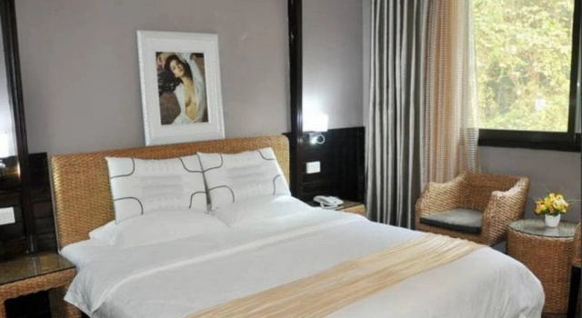 Guilin Lipu Fengyu Yanshan Resort, Забронировать Курортный отель Гуйлинь Гуанси-Чжуанский автономный район
