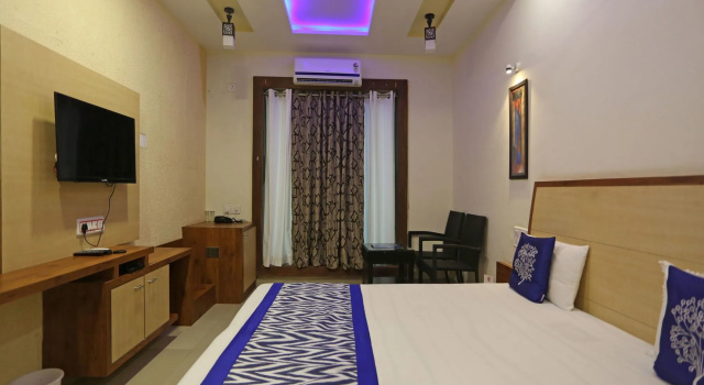 OYO 6557 Hotel Kaka Inn