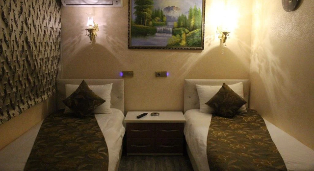 Celik Saray Hotel, Varaa Hotelli Pamukova Istanbul