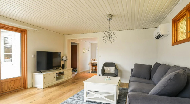2 Bedroom Awesome Home In Brastad, Забронировать Отель Отели Bohuslan с парковкой, Парковка