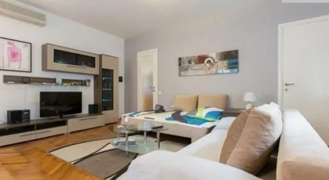 Apartment Atrium Plaza, Забронировать Апартаменты/квартира Отели Загреба с парковкой, рядом с Ethnographic Museum Zagreb, Парковка