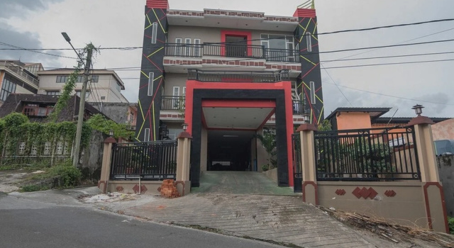 RedDoorz near E Walk Mall Balikpapan, Забронировать Отель Отели провинции Восточного Калимантана с парковкой, Парковка