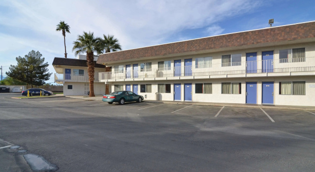 Motel 6-Indio, CA - Palm Springs, Забронировать Мотель Индио Coachella Valley