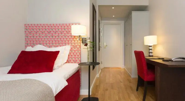 Одноместный номер Standard с балконом Elite Stadshotellet Karlstad, Hotel & Spa