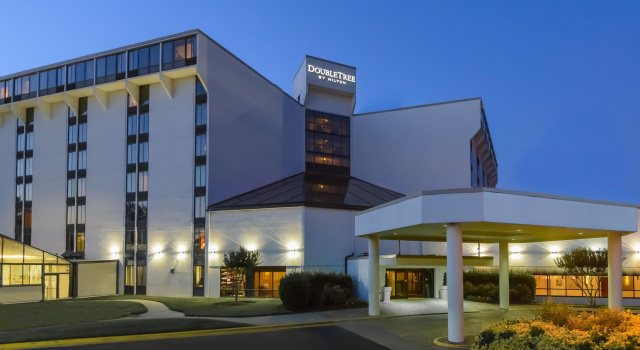 DoubleTree by Hilton Richmond - Midlothian