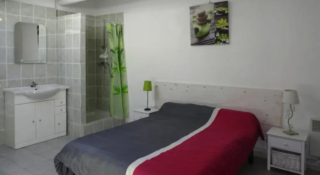 Коттедж Deluxe с 4 комнатами с балконом Holiday home with swimming pool,Vaison-la-Romaine