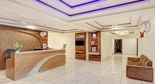 Itsy By Treebo - Vitthal Palace, Забронировать Отель Отели Sātej 3 звезды, 3*